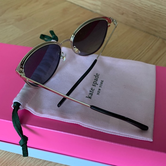 Kate Spade Sunglasses - Picture 4 of 12